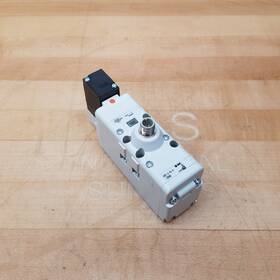 Evs7-6-fg-s-3zrm0 Smc Pneumatics Valve 0.1-1.0mps - Used