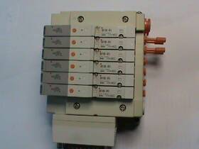 Ss5v1-10fd1-05u-n1-d Smc Valve With 25 Pin Male Db Connector