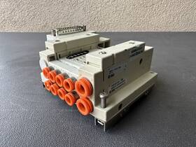 Ss5v1-10fd1-08u-n7-d Smc / Ss5v110fd108un7d 5 Port Solenoid Valve Manifold