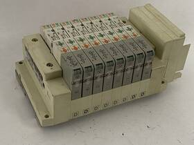 Ss5v1-10s3gd-08b-n7-d Smc Mfld Plug-in With 8-sv1a00-5fud