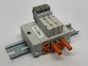 Ss5y3-60-03u Smc Cassette Style Manifold 3 Station With Sy3140-5woz Solenoid Valve