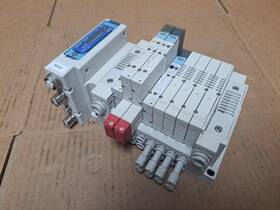 Ss5y31-e4r016 Smc Manifold Block With 4 Valves Sy3201-5u1 / Sy30m-60-1a