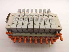 Ss5v3-10fd1-08ur-n7-kit Smc Sv3100r-5fu Lot Of 8 Valves T40034