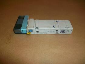 Sy5500-5ue1 Smc Pneumatic Solenoid Valve Used