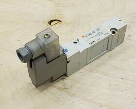 Sy7140-5dz-03t Smc Pneumatic Solenoid Valve With 24vdc Coil - Tested