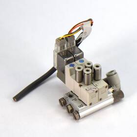 Syj3120-5moz-m3 Smc Lot Of 2 4/5 Port Syj Solenoid Air Valves With Manifold 24v