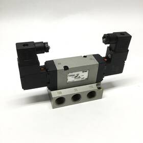 Vf5244-1dz Smc Double Solenoid Valve 5-port 2-position 1/2 Inch Npt 110/120vac