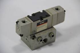 Vfsa2201 Smc Pneumatic Pilot Valve Air - Used