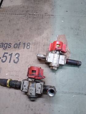 Vhs20-n02-z Smc Lockout Valve 3 Port 1/4 Inch Npt Lot Of 2