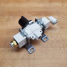 Vhs40-n04b-kz Smc Relief Valve 15-150psi 1/2 Inch Npt - Used