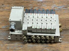 Vq4500-5w Smc Vq4200-5w 7 Port Pneumatic Manifold Assembly Vq4100-5w Valves