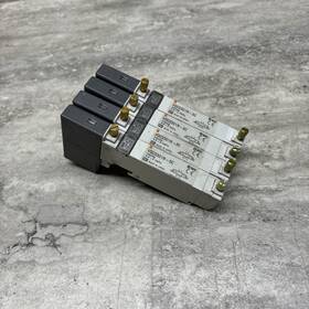 Vqc2301n-5c Smc Lot Of 4 Solenoid Operated Pneumatic Valve