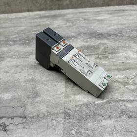 Vqc2401n-5 Smc Lot Of 2 Solenoid Operated Pneumatic Valve