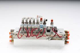 Vqz1121-5l01-m5 Smc Vqz115-5l01-m5 7x And 1x Solenoid Valves With Manifold 48395