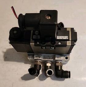 Vs7-6-fg-s-3n Smc Solenoid Valve With Base - Free Shipping