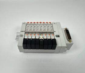 Vv5q1-fbp004 Smc With 7 Vq1130-5-c0 And 1 Vq1230-5bc0