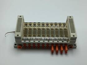 Vv5q21-10 Smc Manifold Valve Plug-in 10 Station Excellent