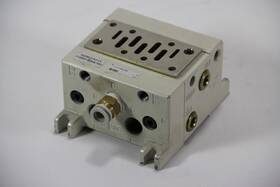 Vv713-03r-03d Smc Manifold Block Iso Series Size 1 - Used