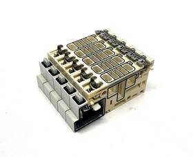 Vvqc2000-1a-d-n7 Smc Manifold Block Assembly Lot Of 5