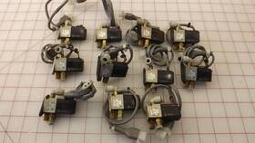 Vz110-5g-m5-f Smc Lot Of 11 Solenoid Valve T30912