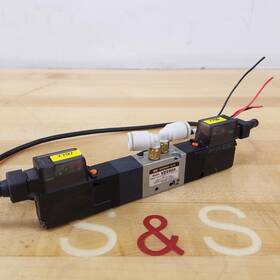 Vz3323 Smc Double Solenoid Valve - Used