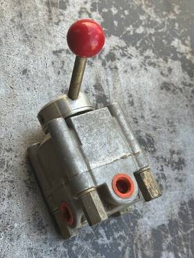 P4330htmd Snap-tite Hydraulic Directional Control Valve
