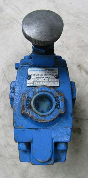 2850 Sperry Vickers Xct 06 3f 22 New Hydraulic Reducing Valve 200 Min Max