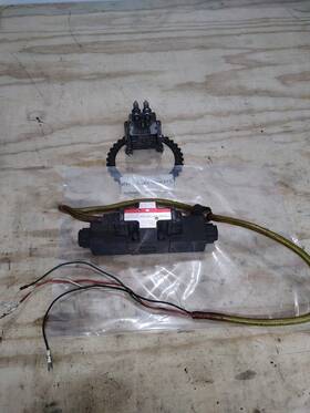Sd4sgs-acb-02c-d24-50a-z Sumitomo Directional Valve