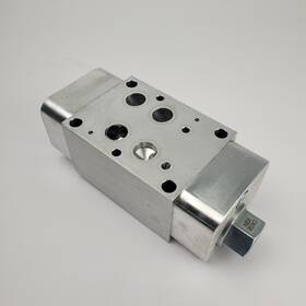 1bb6-a2 Sun Hydraulics Bky Manifold - Used