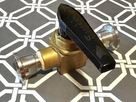 B-45f8 Swagelok 2500psi Brass Valve 1/2 Inch Npt Female