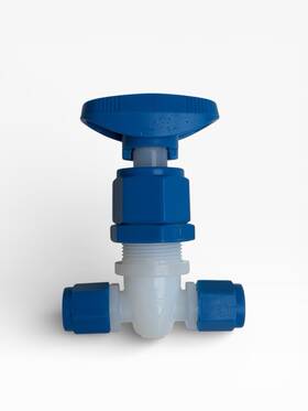 Pfa-4rps4 Swagelok Pfa 1/4 In 3 Way Switching Needle Valve 4rps4