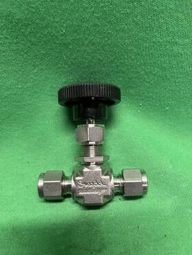 Ss-1rs4-sc11 Swagelok Integral Bonnet Needle Valve 1/4 Inch Tube Fitting Regulating Stem Sc-11