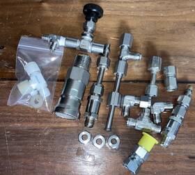 Ss-chs4-25 Swagelok Misc Lot Stainless Fittings