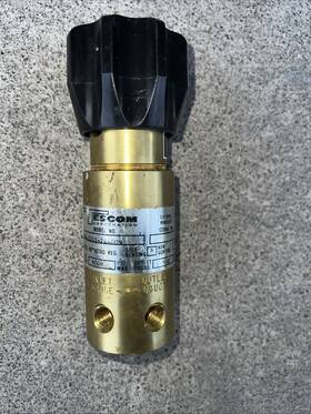 44-1111-24-009 Tescom Pressure Reducing Regulator Brass 0-500 Psig L5