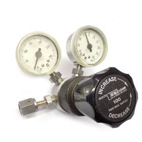 64-2662ta422 Tescom 600 Psi In/100 Out Pressure Reducing Regulator With Gauges
