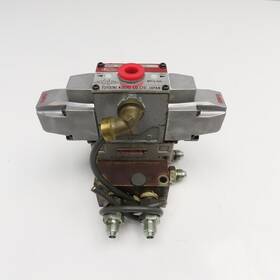 Hd3-43sgs-bga-025a Toyooki Double Solenoid 3 Position Hydraulic Valve Manifold