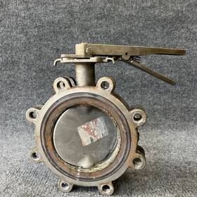 4-399-316 Ultraflo 6 Inch 316 Stainless Steel True Lug Butterfly Valve Used