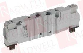P15b66624 Univer Group / Used