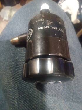 951-5096 Varian Agilent Right Angle Valve