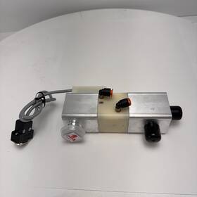 91024-xa24-aan1 Vat 91-series Dn-16 Vacuum 3/2 Valve Fluorine Isolation Untested