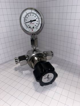 959100w3pf6fff Veriflo 3000psi Max Inlet Valve 959100w3pf S6fff With Si Gauge 100psi