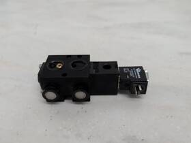 Cgs-3232-nb3-027-hc-d024 Versa Solenoid Pilot Spring Return 3 Way Air Valve