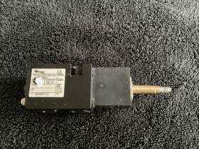 Cgs-3232-nb3-xx-d024 Versa Pneumatic Solenoid Valve Three-way 24vdc