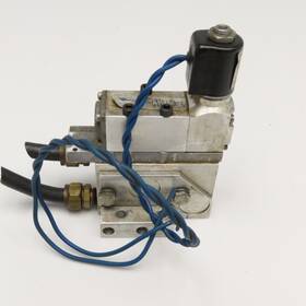 Ksg-4232-243-110v50-120v60 Versa Double Solenoid Air Directional Valve 120v Coil