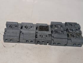 Lm-423-1 Versa Lm4231 Lot Of Assorted Valves Manifolds Plates Single Station