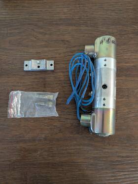 Agg-4242-w-120v60 Versa Valves 4-way Valve 120v 60hz 066318