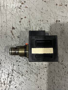 02-178087 Vickers Screw In Cartridge Valve 24 Vdc Used Free Shipping