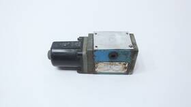 318049-13-dg4s2-012a-h-50 Vickers Hydraulic Directional Control Valve