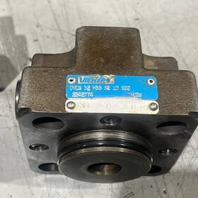 Cvcs32w33s210s32 Vickers Hydraulic Valve Used Free Shipping