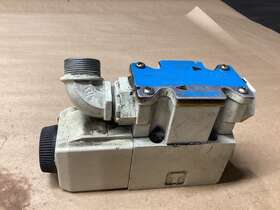 Dg4v-3-2al-m-fw-b6-60 Vickers Pilot Valve #148g70pr7